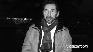 VIDEO | «No ai due palazzoni in piazza Manzoni»