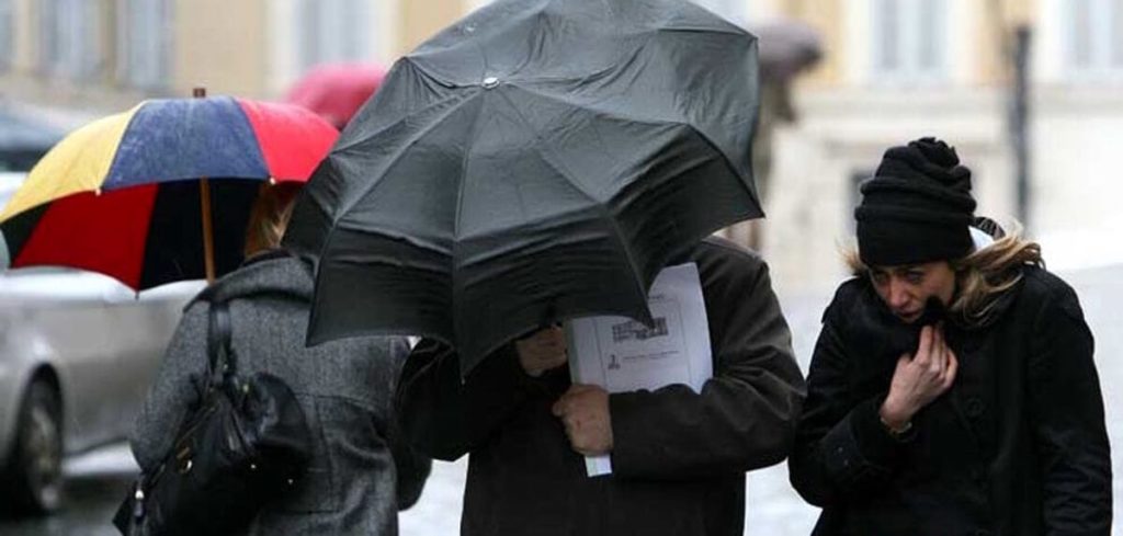 Nuova perturbazione giovedì con un po’ di pioggia, poi tempo più stabile ma con ritorno delle nebbie