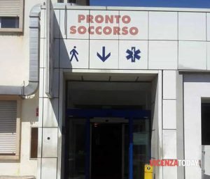 Aggressione al pronto soccorso, colpita un'infermiera
