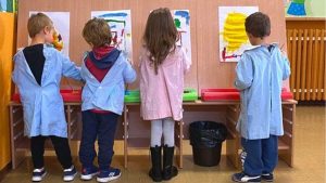 Scuole infanzia, slittano i termini per l'iscrizione