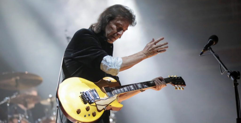 Il leggendario chitarrista dei Genesis Steve Hackett in concerto a Vicenza