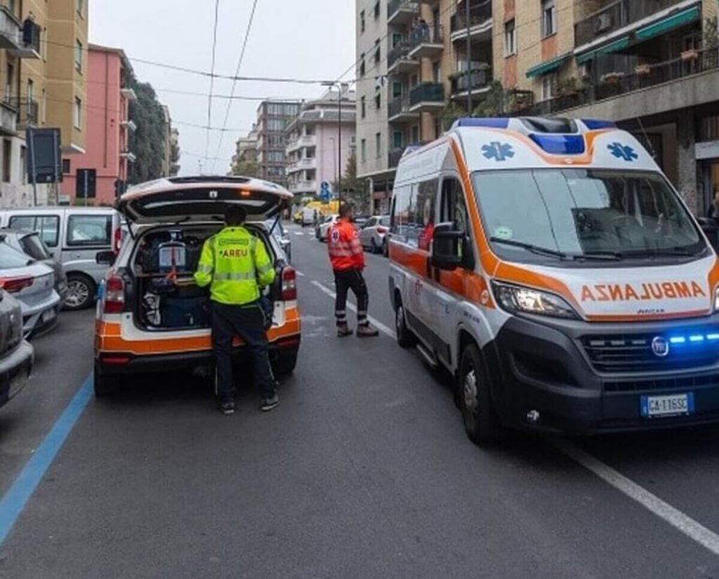 Bambina di 10 anni travolta da un suv mentre passeggia sul marciapiede, è grave
