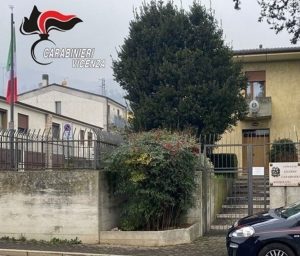 Evade dai domiciliari per una serata al bar, arrestato 62enne
