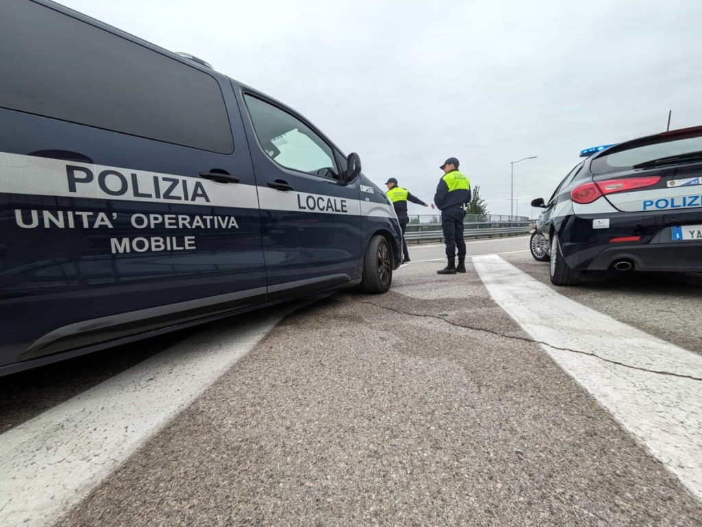 Boom di auto senza assicurazione: sei sequestri in un giorno