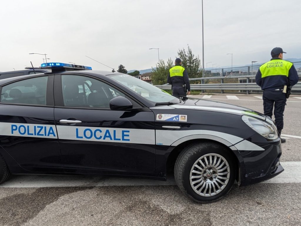 Patenti false e ubriachi alla guida: scattano denunce e multe