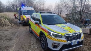 Rischia di soffocare per un boccone di traverso, anziano salvato dai parenti
