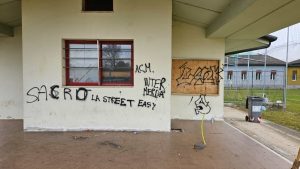 Continui atti vandalici, linea dura del sindaco